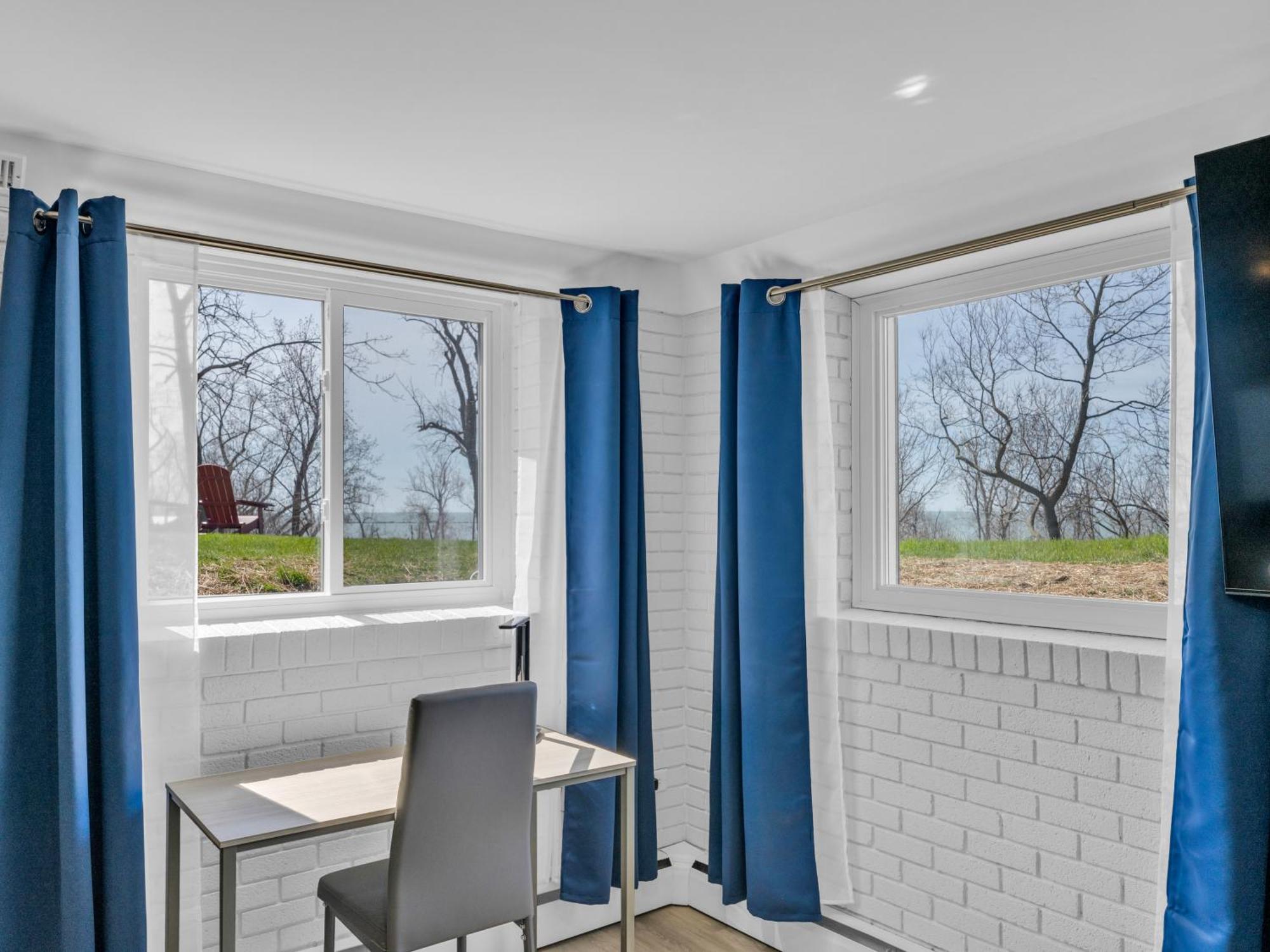 Cliffside Suite #3 - Seacliff Beach Suites Лімінґтон Екстер'єр фото